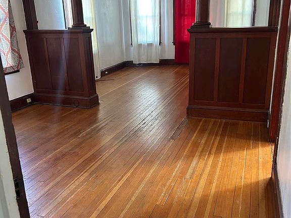 2nd image of 265 Riverside Ave #2