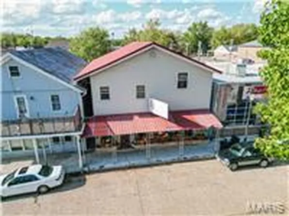 107 E Springfield St, Saint James, MO 65559