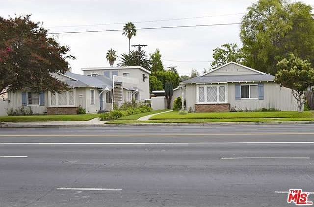 1st image of 13450 Burbank Blvd