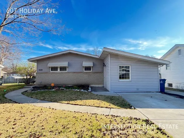 607 Holiday Ave, Hazelwood, MO 63042