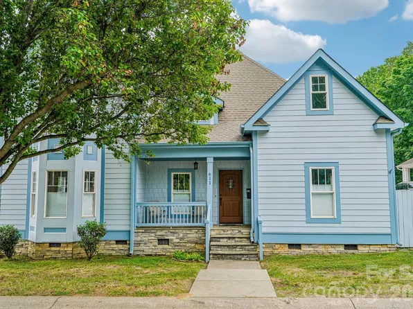 611 E 37th St, Charlotte, NC 28205