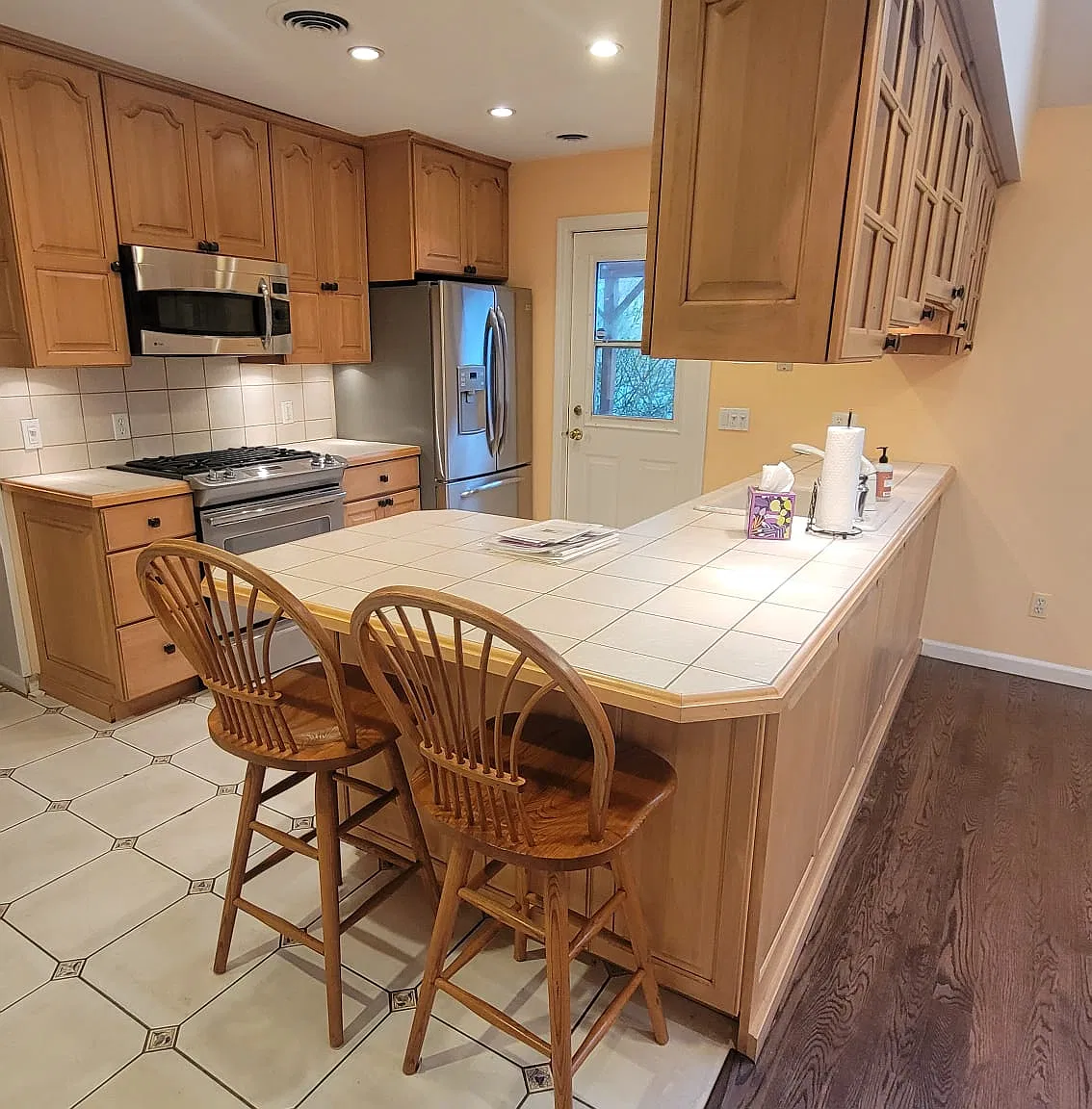 3 bed, 1841 sqft, $4,100 — Photo 2
