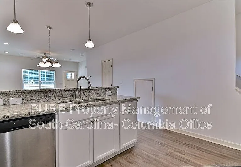 536 Idlewood Park Dr — Photo 10