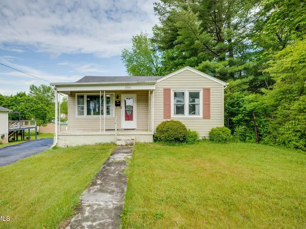2304 Bay St, Bristol, TN 37620