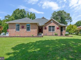 14517 Bittersweet Dr, Hughesville, MD 20637