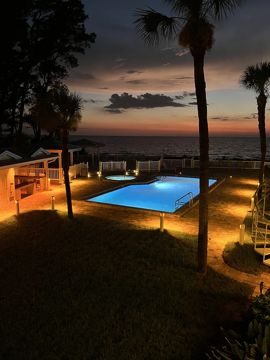 Building Photo - 2504 Gulf Blvd #104