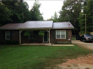 934 Baughs Cross Rd, West Point, GA 31833