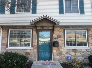 16609 Terrace Village Dr #117, Taylor, MI 48180
