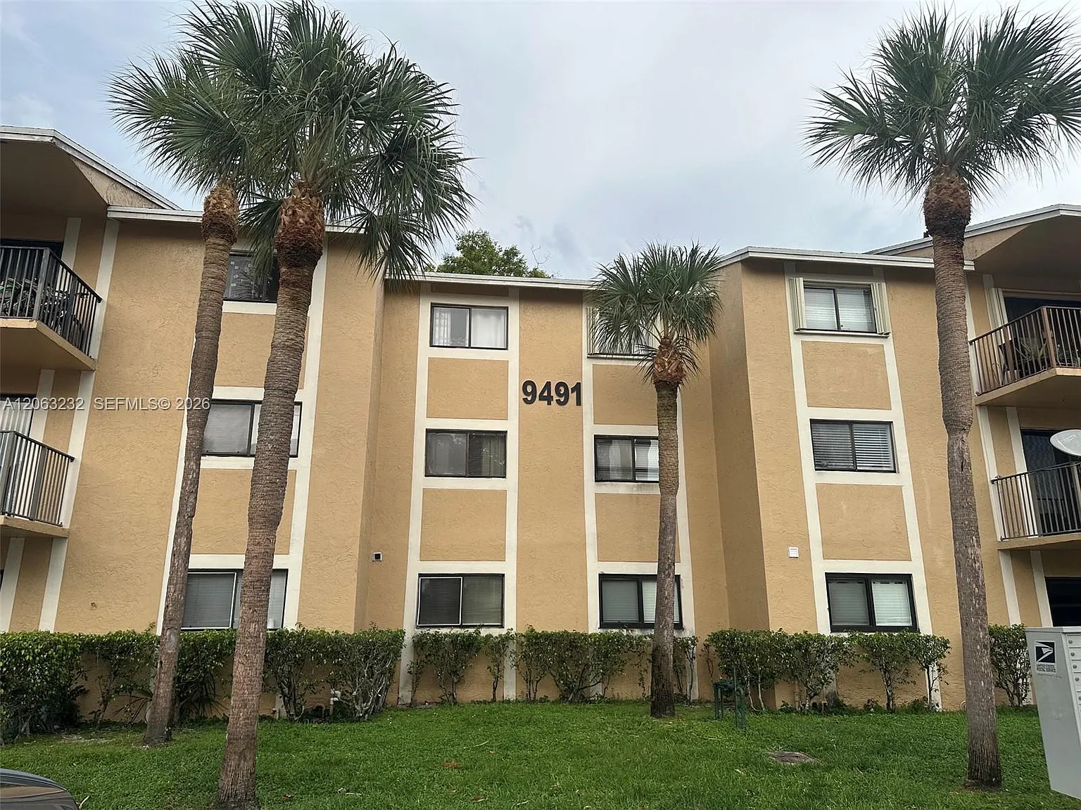 The Palms Of Pembroke — Photo 2