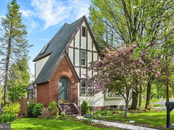 3948 Brisban St, Harrisburg, PA 17111