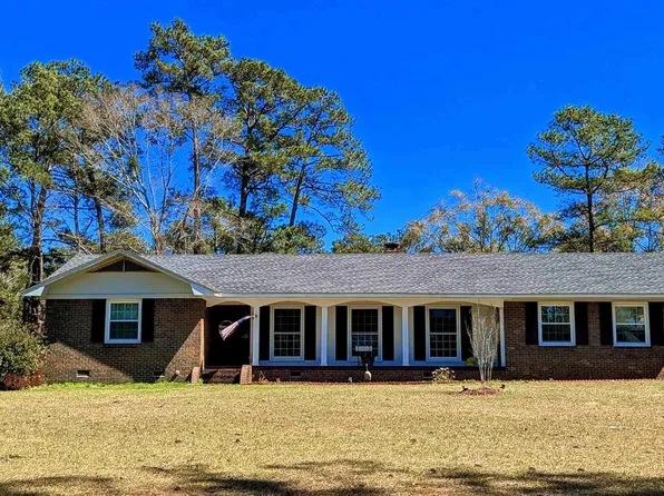 127 Dogwood Ln, Grove Hill, AL 36451