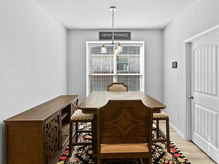 7602 Stampede Dr — Photo 10