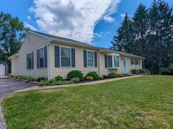 1298 E Kings Hwy, Coatesville, PA 19320