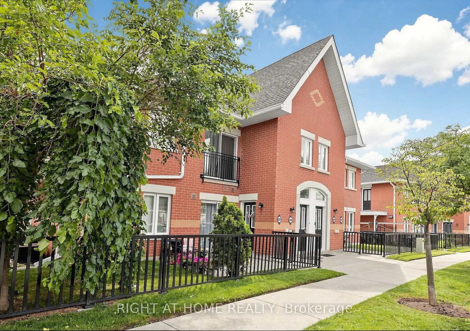 2 bed, $2,375 — Photo 3