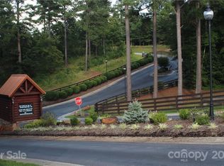 1064 Cleopatra Ln, Connelly Springs, NC 28612