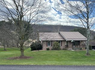 23 Polk Ln, Elysburg, PA 17824