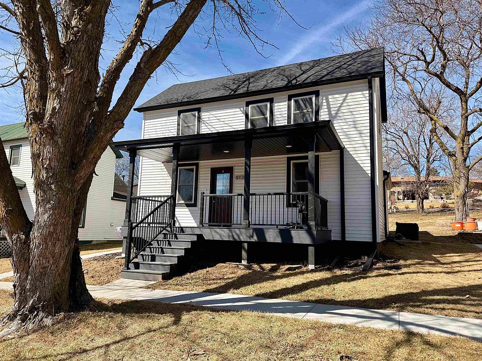 1st image of 813 N 15th St