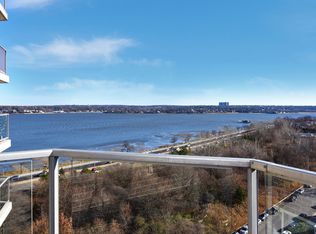 18-15 215th St APT 12S, Bayside, NY 11360