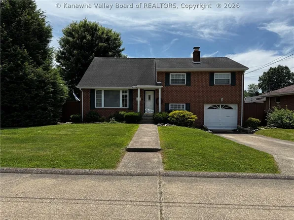1939 Lincoln Ave, Saint Albans, WV 25177