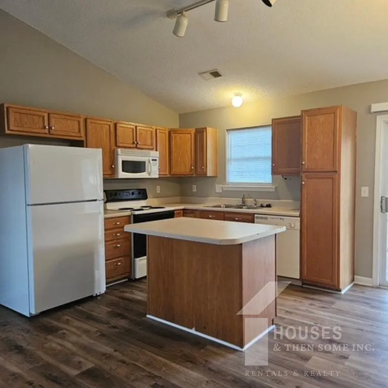 342 Honor Rd — Photo 4