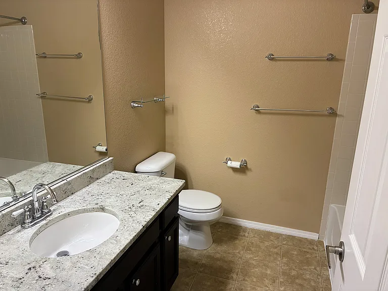 15540 Canyon Gulch Ln #302 — Photo 7