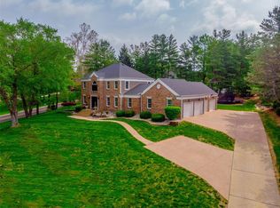 18 Forest Hill Ln, Edwardsville, IL