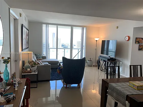 50 Biscayne Blvd #3001 Photo 1
