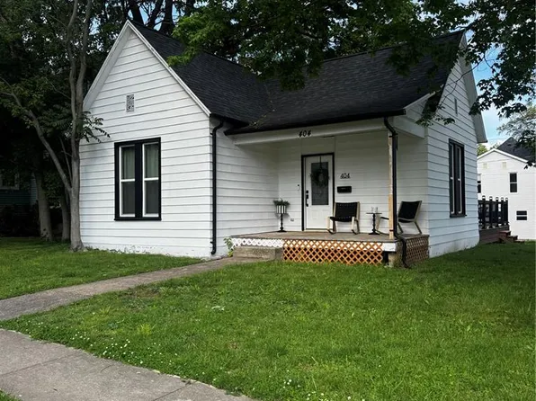 404 N Locust St, Greenville, IL 62246