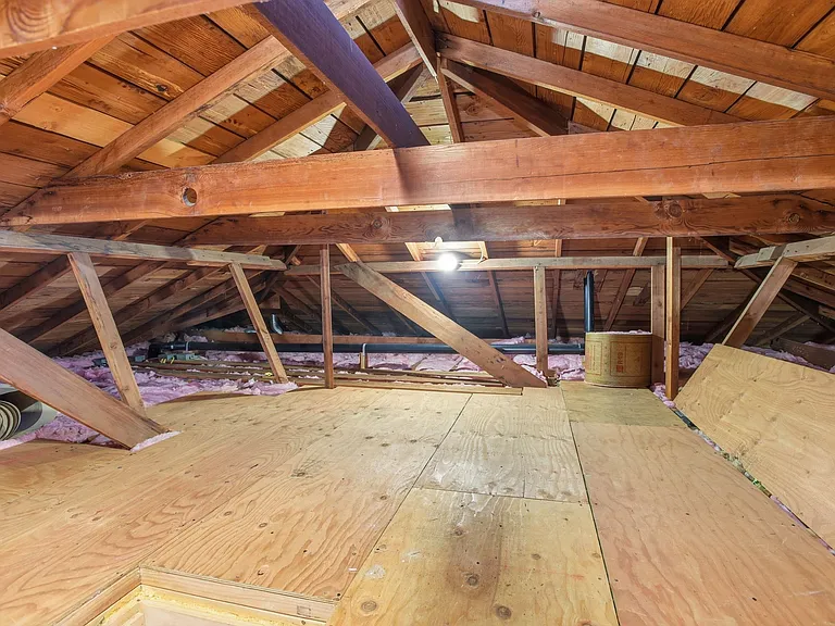 2317 Wooster Ave — Photo 25