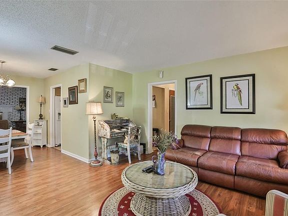 3rd image of 3907 W Wisconsin Ave