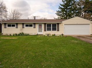 3079 Polly Rd, Ravenna, OH 44266