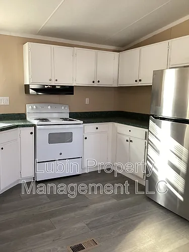 45 Grove Blvd Photo 1