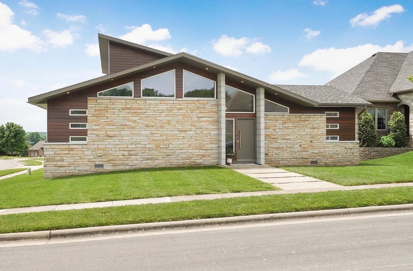 5 bed, 4.0 bath, 2870 sqft, $3,000 — Photo 4