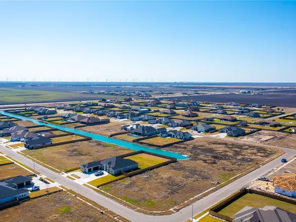 2597 Tulips Ln, Corpus Christi, TX 78415