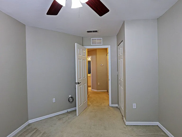 3647 Pine Oak Cir #107 — Photo 17