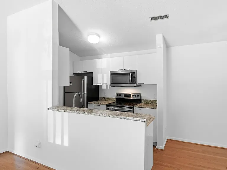 76 View Terrace Dr #9 — Photo 9