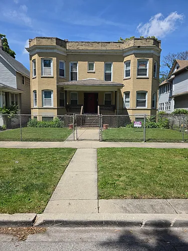 208 N Waller Ave #2N Photo 1