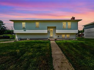 2028 High St, Leavenworth, KS 66048