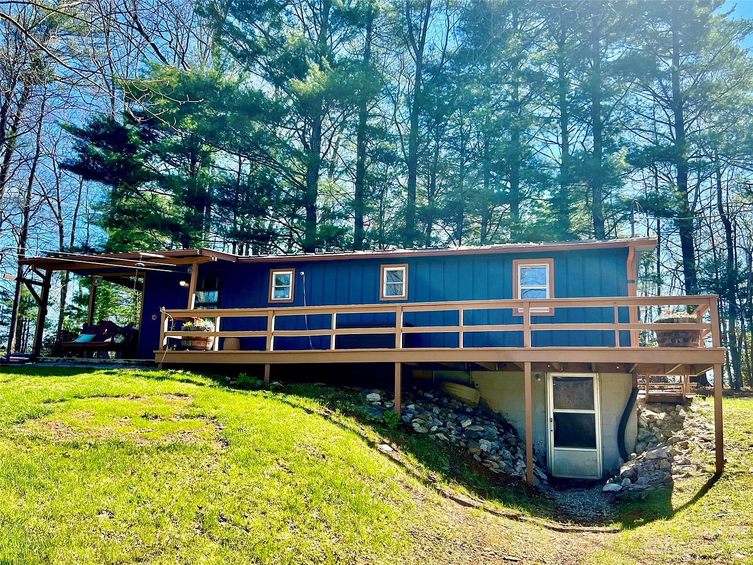 233 Dale Rd, Spruce Pine, NC 28777 Zillow