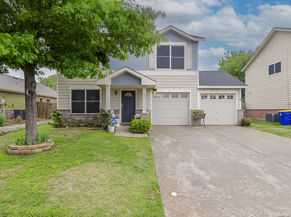 102 Independence Ave, Venus, TX 76084
