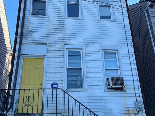 2414 Eccles St, Pittsburgh, PA 15210