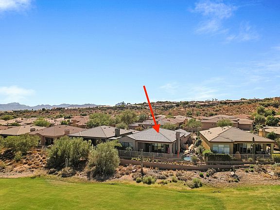 Golf course views don't get better than this!