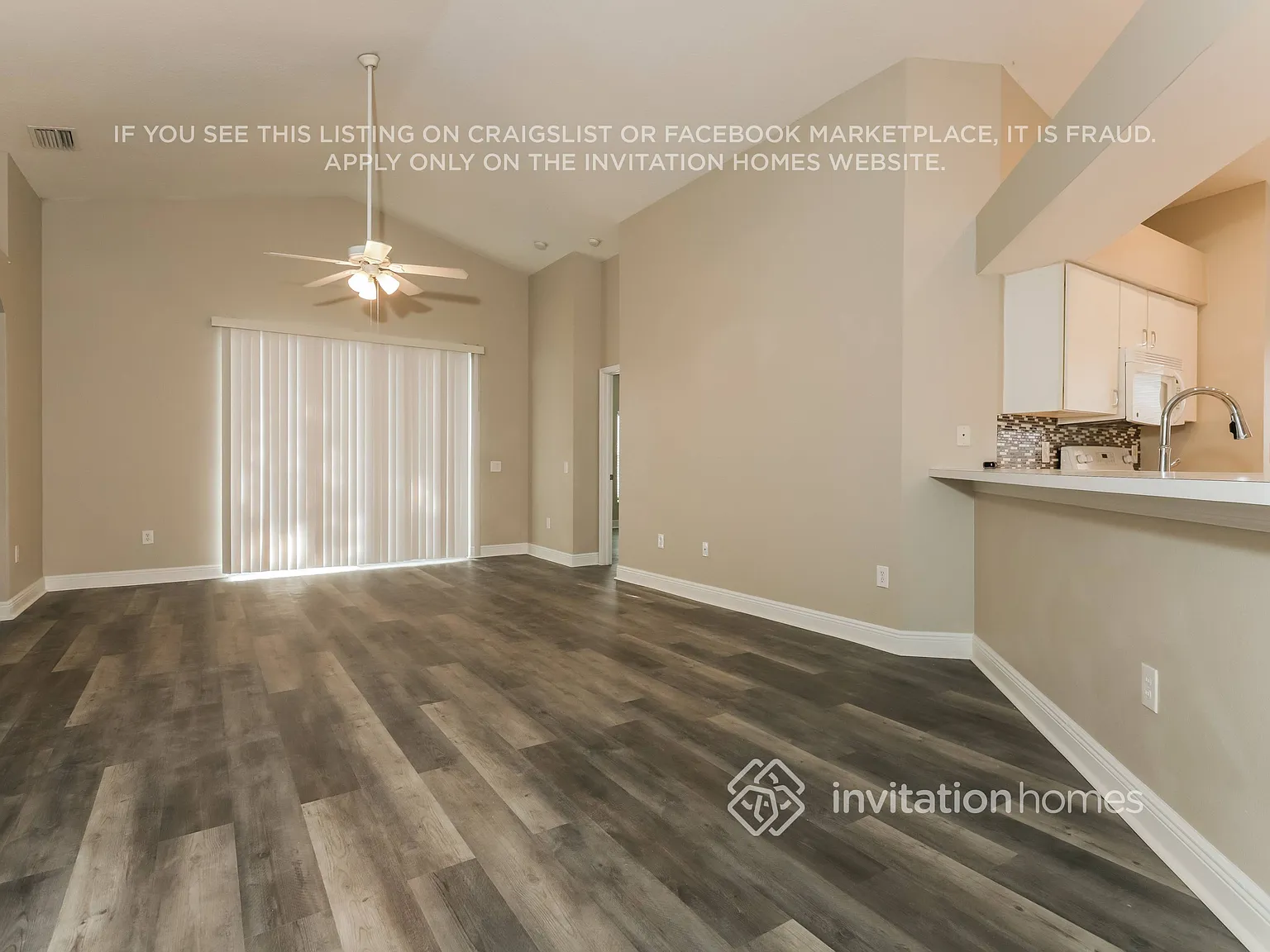 513 Somerstone Dr Valrico, FL 33594 — Photo 3