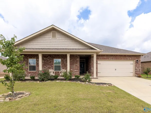 22712 Regent Dr, Athens, AL 35613