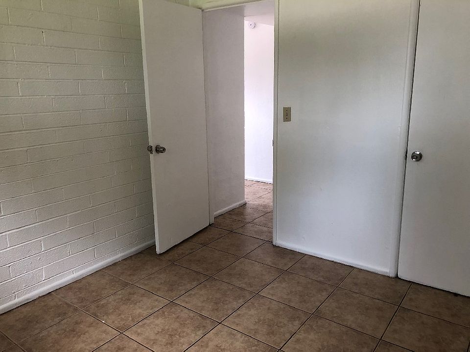 Front Bedroom