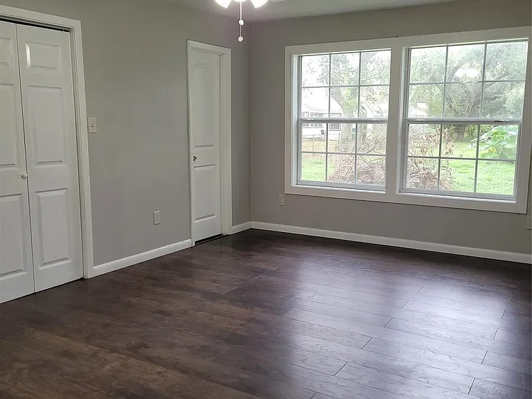 822 Retama St — Photo 13