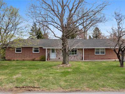690 Daniels Rd, Nazareth, PA, 18064