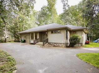 17096 Cherokee Trl, Three Rivers, MI 49093