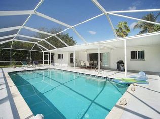 338 SE 32nd Ter, Cape Coral, FL 33904