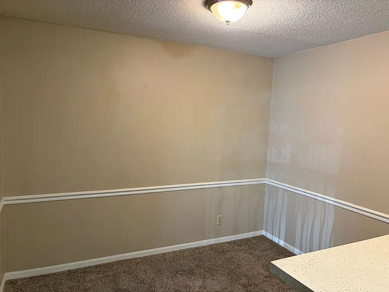 5801 Woodson St — Photo 3